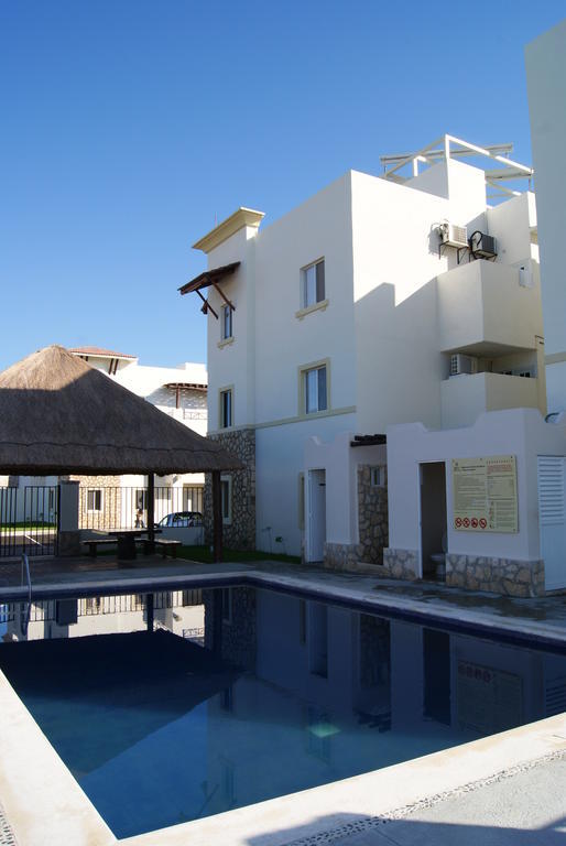 Real Ibiza Rocar * Playa del Carmen